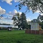 Mazurska Latarnia Na Prywatnej Plazy Tuz Przy Linii Brzegowej Pomost Stawy Gospodarstwo Pasieka * Rydzowka