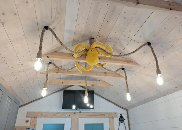 Mazurska Latarnia Na Prywatnej Plazy Tuz Przy Linii Brzegowej Pomost Stawy Gospodarstwo Pasieka Дом отдыха