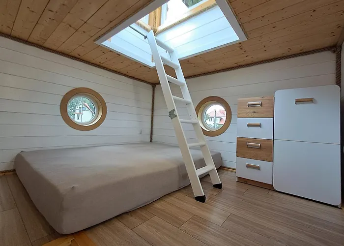 Mazurska Latarnia Na Prywatnej Plazy Tuz Przy Linii Brzegowej Pomost Stawy Gospodarstwo Pasieka Дом отдыха Rydzowka